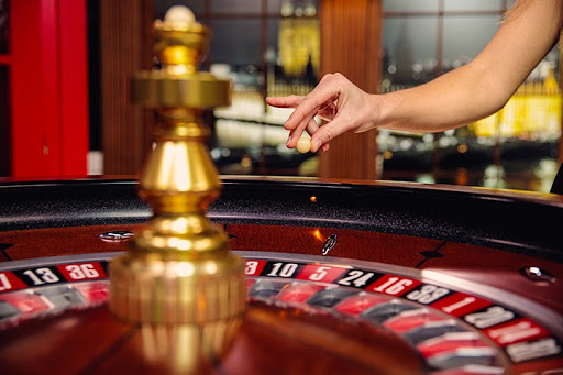 betting-casino-roulette.jpg